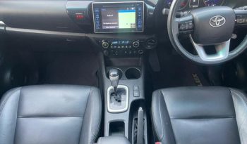 2017 TOYOTA HILUX PICKUP 2.7L Petrol 4 Cylinder Petrol Engine White Black