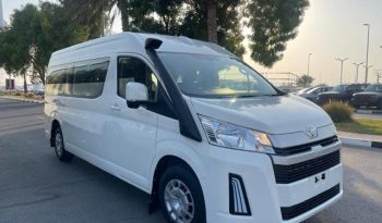 2017 TOYOTA COMMUTER VAN 3.0L 4-cylinder Turbo Diesel White Grey Van