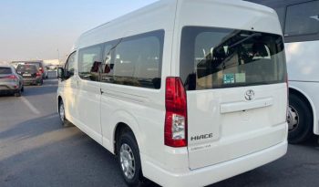 2017 TOYOTA COMMUTER VAN 3.0L 4-cylinder Turbo Diesel White Grey Van