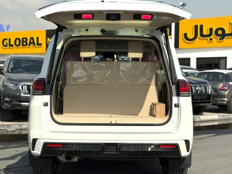2026 Toyota Land Cruiser VXR 4.0L V6 Engine White Beige SUV GCC Specs
