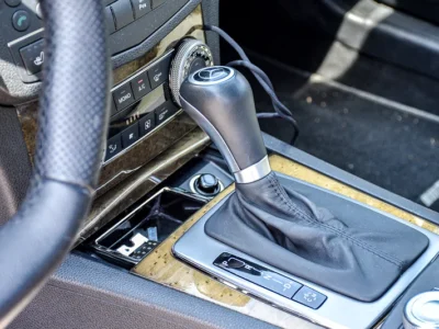 2009 Mercedes-Benz C-Class C63 AMG 8 Cylinder Engine White Beige Sedan