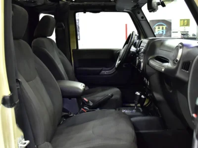 2018 Jeep Wrangler Willys Wheeler 6 Cylinders Petrol Engine Beige Black Crossover