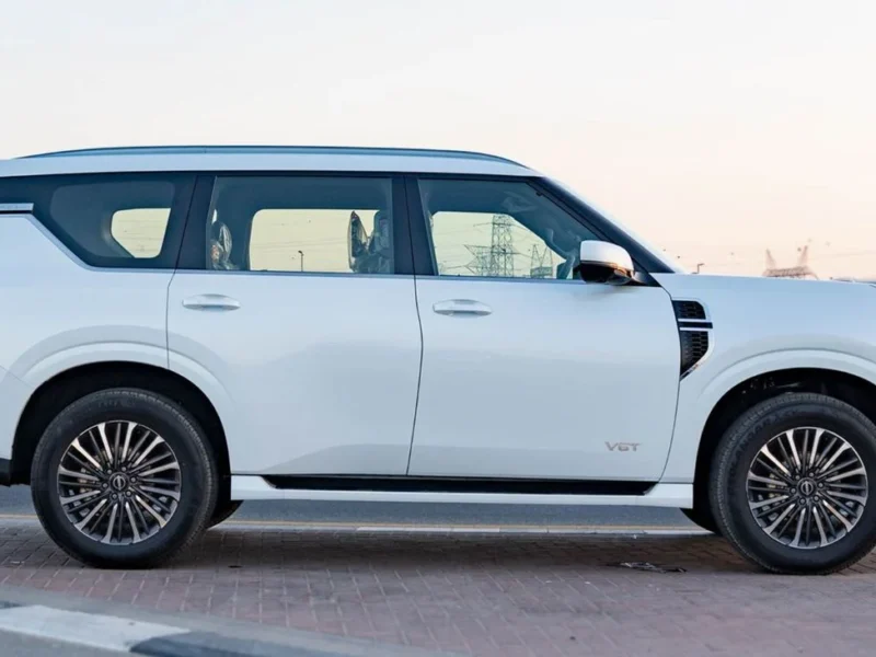 2026 Nissan Patrol LE Platinum 3.5L V6 Twin Turbo AT Petrol White Red SUV