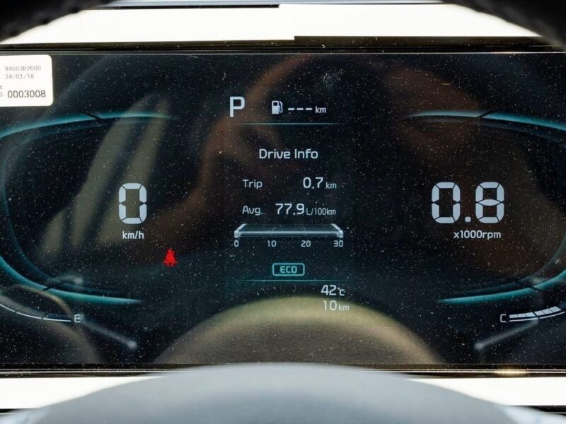 2025 Kia Sportage 1.6L Turbocharged 4 Cylinder Petrol Silver Black SUV