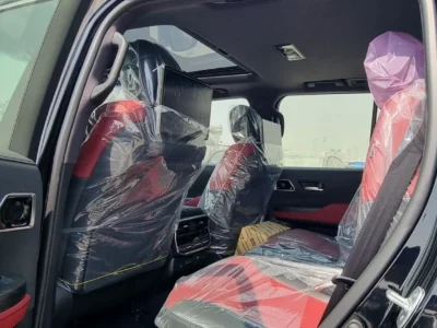 2025 TOYOTA LAND CRUISER 3.3L DIESEL VXR FULL OPTION Black Red SUV