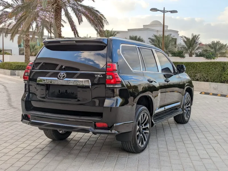 2019 TOYOTA PRADO GCC Specs V4 Petrol Engine 2.7 Litres Black Brown SUV