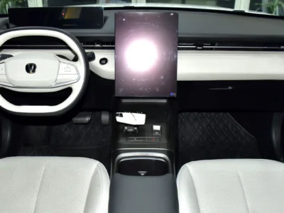 2025 Changan Eado Plus Trend 4 Cylinders Petrol Engine White Beige Sedan GCC