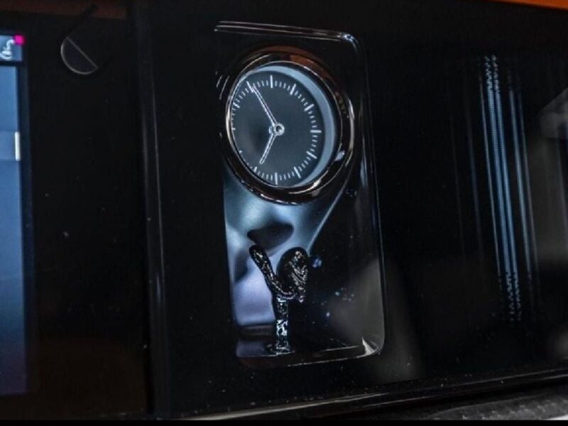 2026 Rolls Royce Cullinan 6.75-liter twin-turbocharged V12 Black Orange SUV