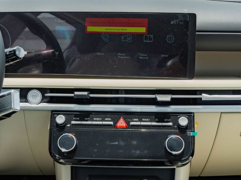 2026 Hyundai Tucson 1.6L T‑GDi turbocharged inline 4 Petrol White Beige SUV