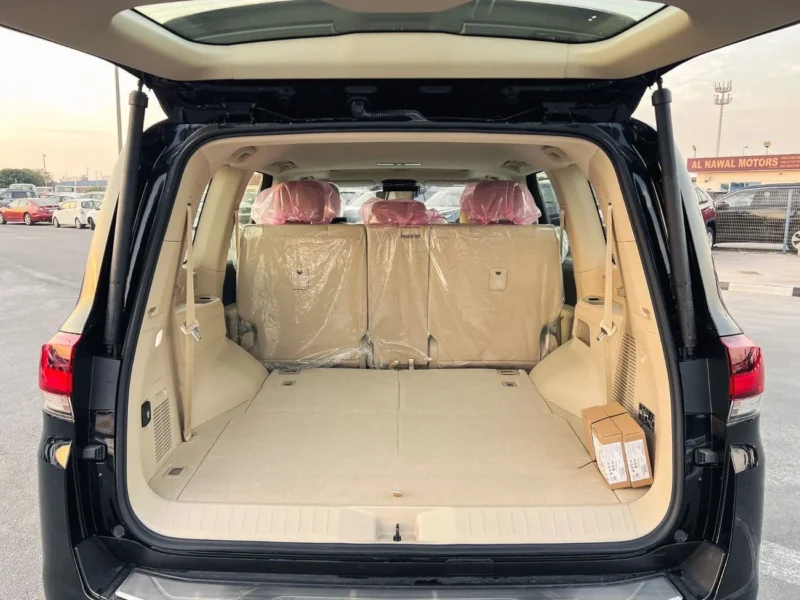 2026 Toyota Land Cruiser LC300 GXR 4.0L 6 Cylinder Petrol Engine Black Beige SUV