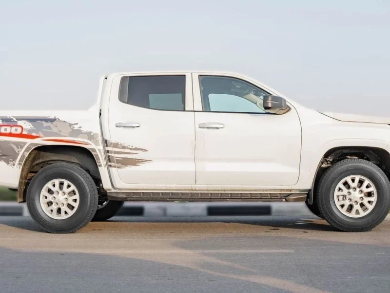 2026 Mitsubishi L200 GL 2.4 L inline-4 Petrol MIVEC White Black Pick UP Truck