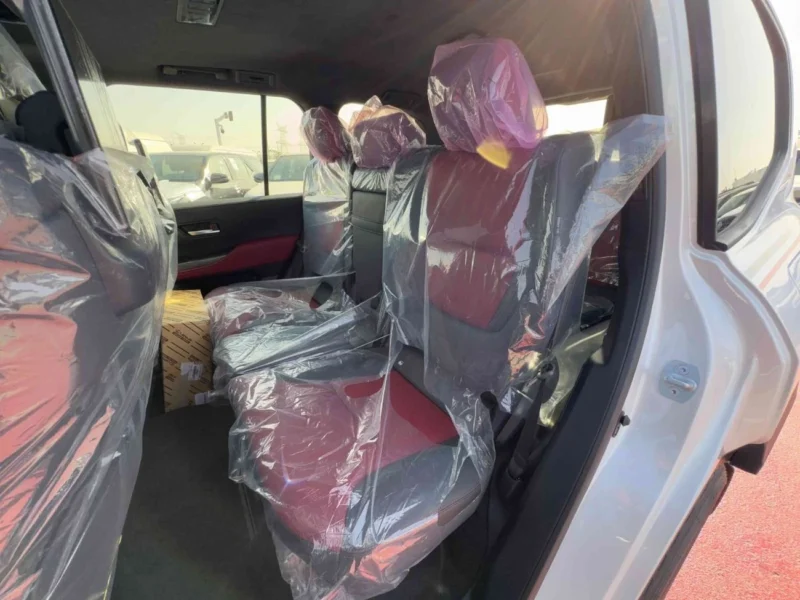 2026 TOYOTA LAND CRUISER GR-S 3.3L 6 Cylinder Engine DIESEL White Red SUV