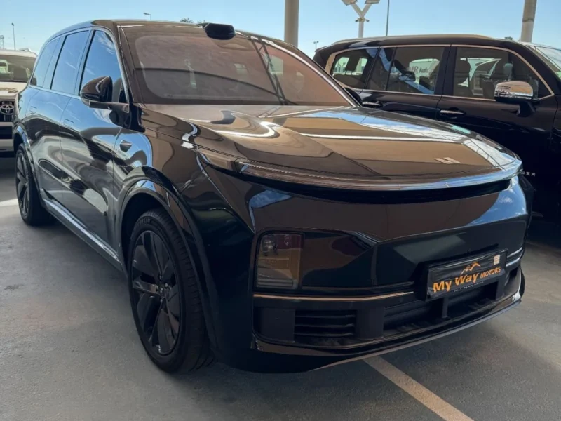 2024 LI AUTO L9 ULTRA 1.5 Litres 4 Cylinder Hybrid Engine Black Orange SUV