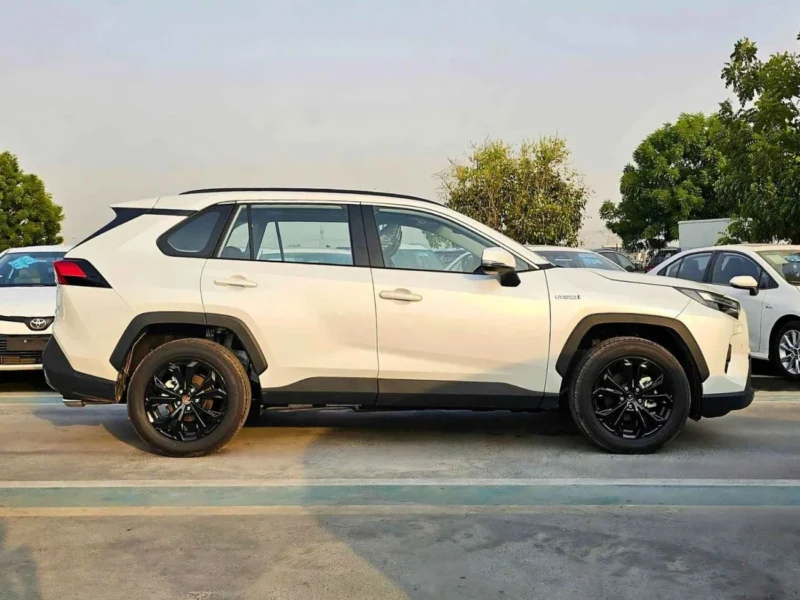 2025 Toyota RAV 4 HYBRID ELITE PLUS E-CVT 2.5L V4 4WD White Black SUV