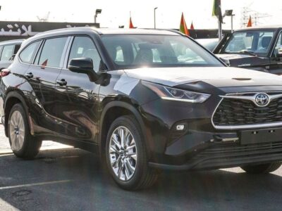 2024 Toyota Highlander Limited 2.5L Hybrid 4 Cylinders Engine Black Beige SUV GCC