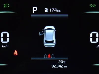 2023 Kia Sportage Mid 4 Cylinder Petrol Engine Silver Black SUV GCC Specs