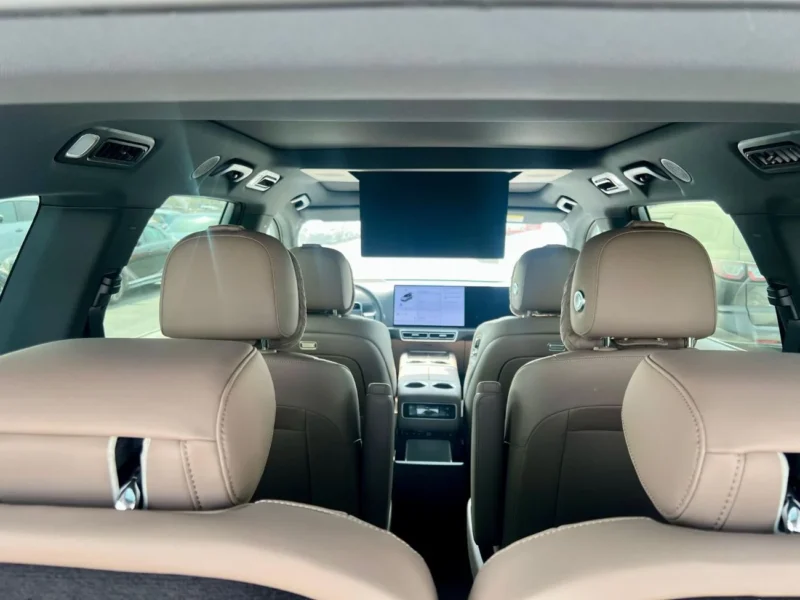 2025 LI AUTO L9 ULTRA 1.5 Litres 4 Cylinder Hybrid Engine Silver Beige SUV