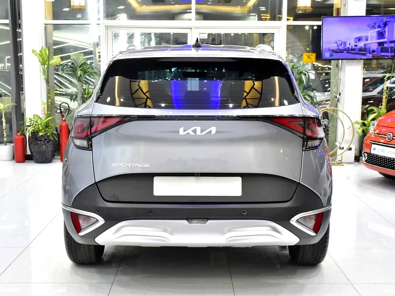 2023 Kia Sportage Mid 4 Cylinder Petrol Engine Silver Black SUV GCC Specs