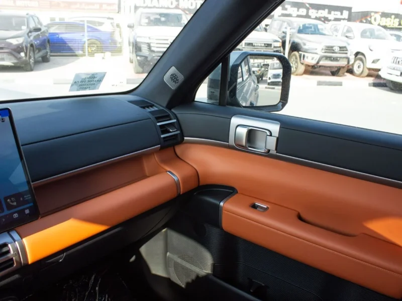 2025 BYD Leopard Titanium 7 135KM DM-i 4WD PRO EDITION 1.5L Black Orange SUV