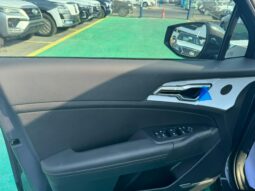 2024 Kia Sportage 1.5 L Turbo GDI 4 Cylinders Engine Grey Black SUV