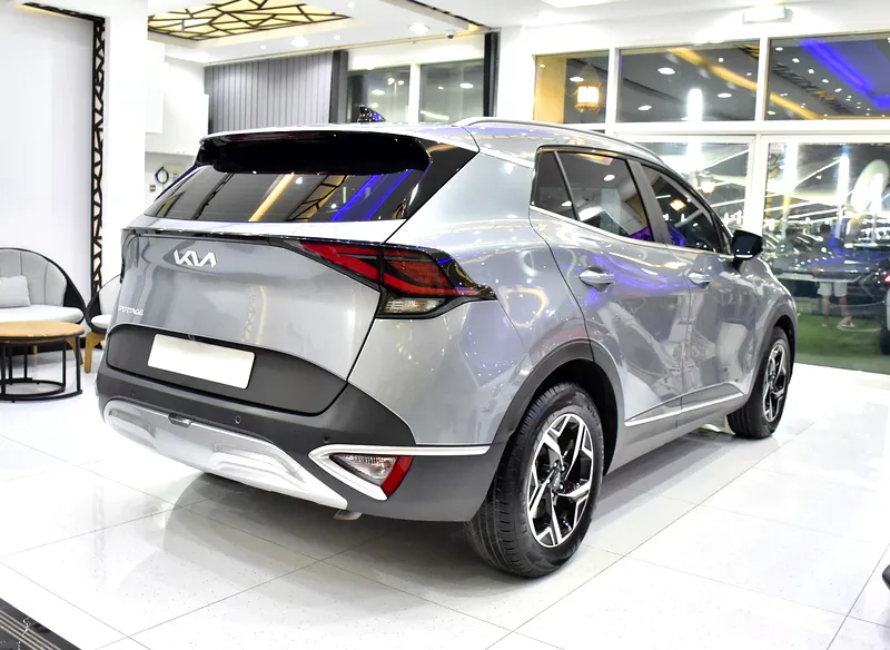 2023 Kia Sportage Mid 4 Cylinder Petrol Engine Silver Black SUV GCC Specs