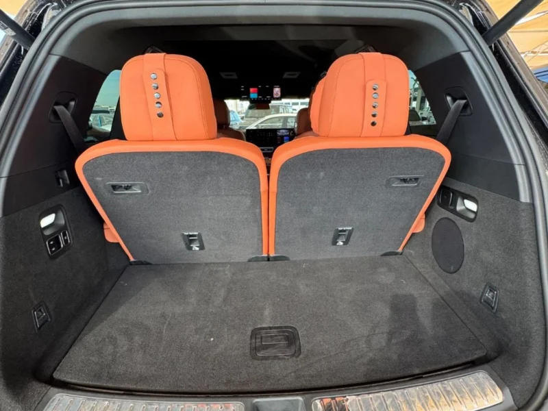 2024 LI AUTO L9 ULTRA 1.5 Litres 4 Cylinder Hybrid Engine Black Orange SUV