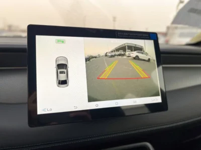 2025 BYD QIN PLUS DM-i 1.5L Plug-in Hybrid 4 Cylinders White Black Sedan