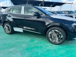 2024 Kia Sportage 1.5 L Turbo GDI 4 Cylinders Engine Black SUV