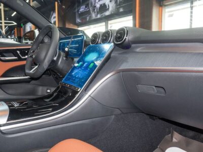 2025 Mercedes-Benz C200 L 4 Cylinders Petrol Engine White Tan Sedan