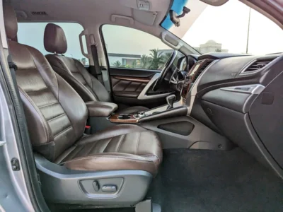 2019 Mitsubishi Montero Sport GLS 4WD Top Line 4 Cylinders Grey Brown SUV