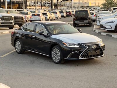 2025 Lexus ES300h 2.5L Hybrid 4 Cylinders Engine Black Brown Sedan GCC