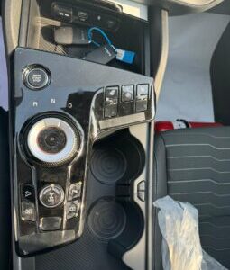 2024 Kia Sportage 1.5 L Turbo GDI 4 Cylinders Engine Grey Black SUV