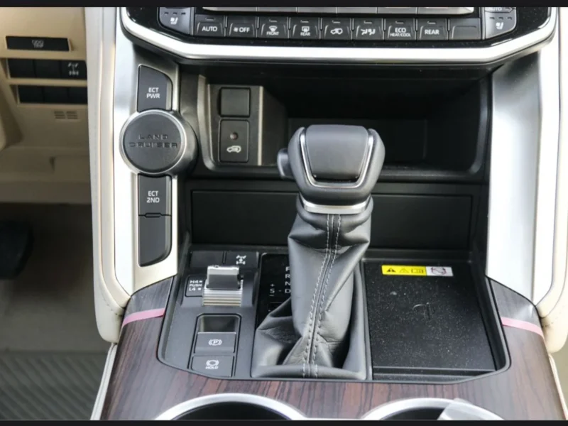 2025 Toyota Land Cruiser GXR 4.0 Litres 6 Cylinders Engine Black Beige SUV GCC