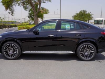 2025 Mercedes-Benz GLC 200 4Matic 2.0 L 4 Cylinders Engine Black Red SUV