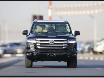 2025 Toyota Land Cruiser GXR 4.0 Litres 6 Cylinders Engine Black Beige SUV GCC
