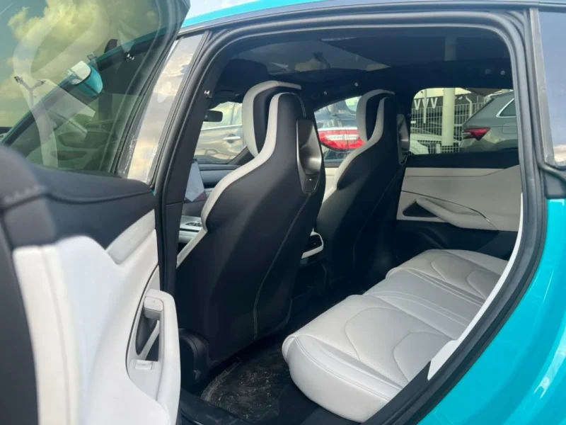 2025 Xiaomi SU7 Xiaomi SU7 Electric Vehicle Blue White Sedan AWD