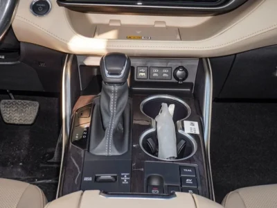 2024 Toyota Highlander Limited 2.5L Hybrid 4 Cylinders Engine Black Beige SUV GCC