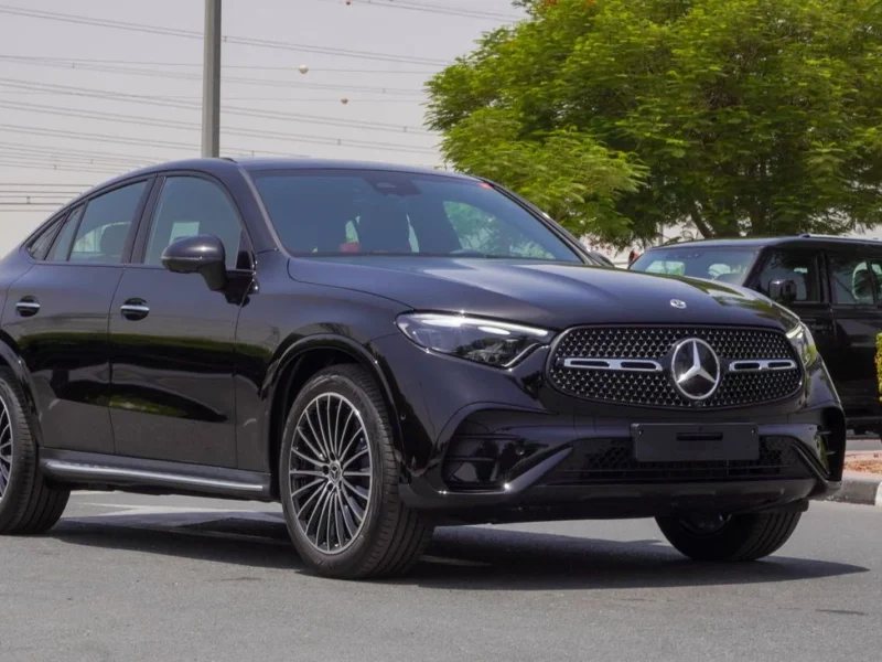 2025 Mercedes-Benz GLC 200 4Matic 2.0 L 4 Cylinders Engine Black Red SUV