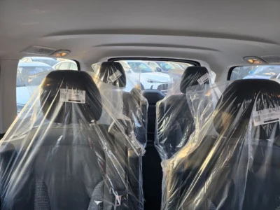 2025 Mercedes Benz V-Class V300 Style 2.0 L 4 Cylinders Engine Black Van GCC