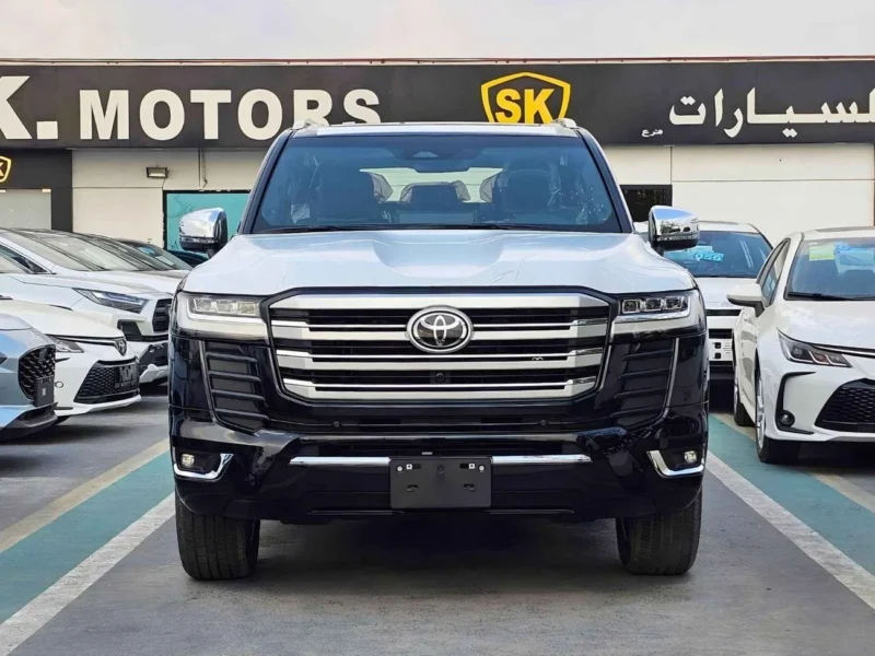 2026 Toyota Land Cruiser VX 4.0L PETROL V6 Engine Black SUV GCC Specs