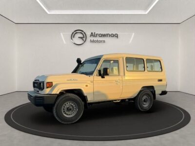 2025 Toyota Land Cruiser 70 2.8 L 4 Cylinder Engine Diesel White Brown SUV