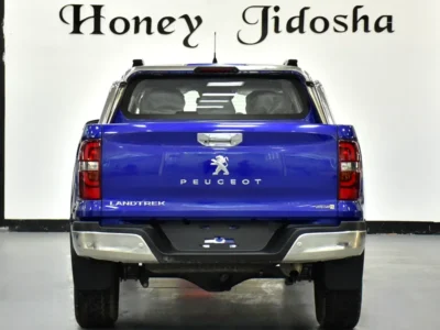 2023 Peugeot Landtrek DC 4X4 4 Cylinders Petrol Engine Blue Black Pick UP GCC