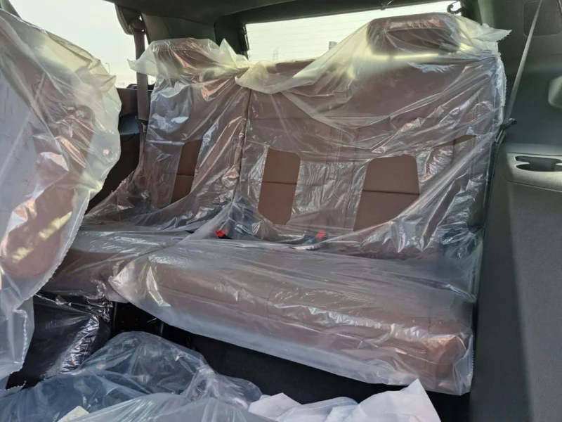 2023 CHEVROLET TAHOE HIGH COUNTRY 6.2L V8 Engine PETROL Black Tan SUV