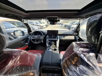 2025 Toyota Landcruiser VXR 3.5L V6 Twin-Turbo TT Silver Red with Radar GCC