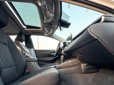 2024 Toyota Corolla Hybrid Elite 1.8L 4 Cylinders Full Option White Black Sedan