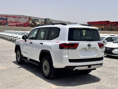 2025 TOYOTA LAND CRUISER GR-S 3.5L 6 Cylinders HYBRID White Red SUV