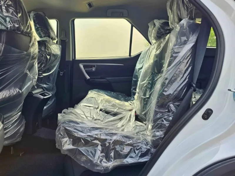 2025 Toyota Fortuner SR5 ADVENTURE 4.0L V6 PETROL White Black SUV GCC