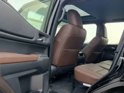 2025 TOYOTA PRADO 2.8L DIESEL LUXURY EDITION 4 Cylinder Engine Black Brown SUV