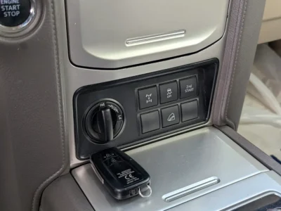 2021 Toyota Prado TXL GCC V6 4.0L Grey Beige SUV IN EXCELLENT CONDITION