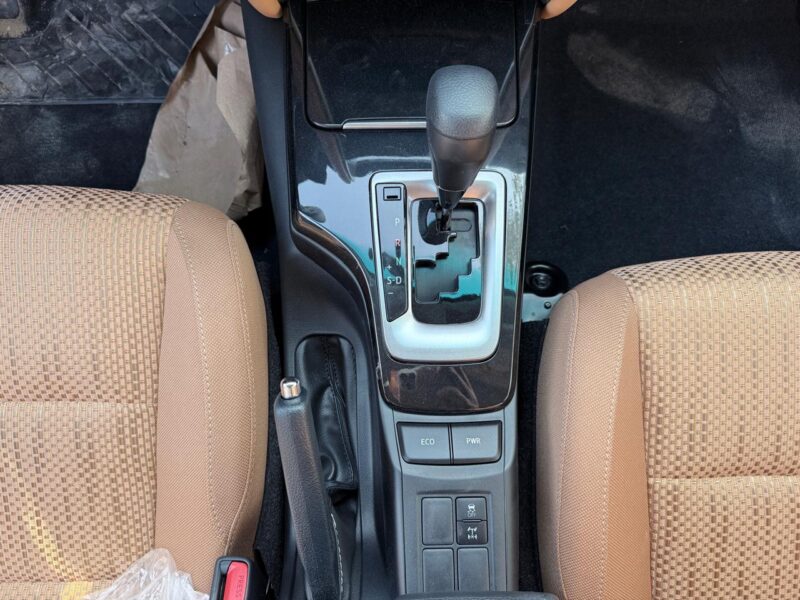 2025 Toyota Fortuner 2.4L 4Cylinder Engine Turbo Diesel White Beige SUV